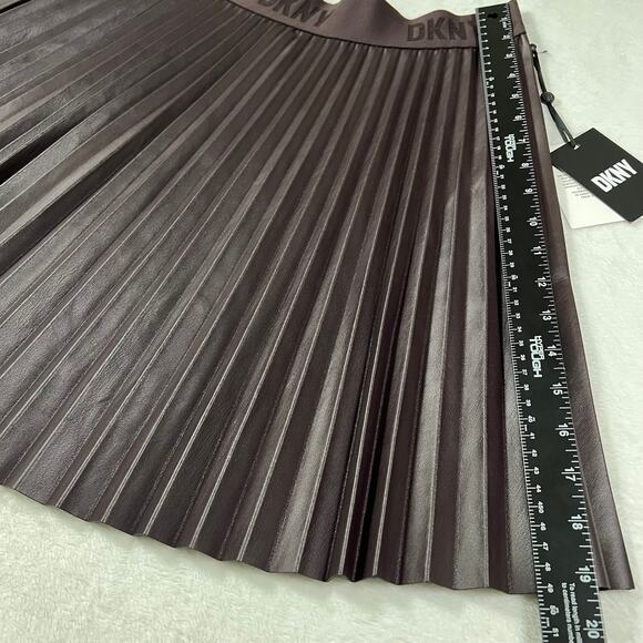 DKNY Women's Bordeaux brown faux leather pleated skirt NWT - Picture 11 of 13